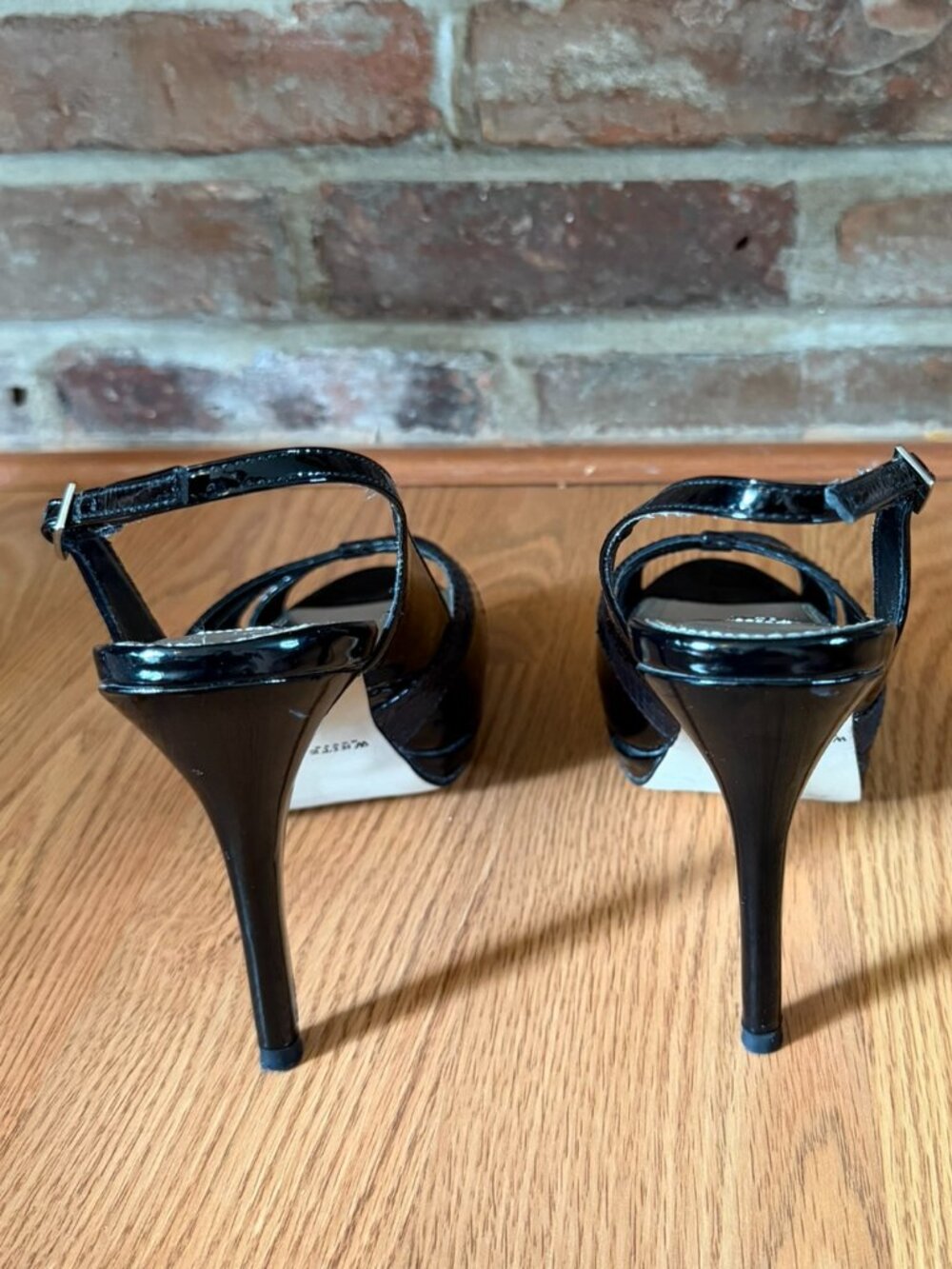 White House Black Market Vera Slingback Stiletto Pumps • Black • Size 7.5 - Picture 5 of 12